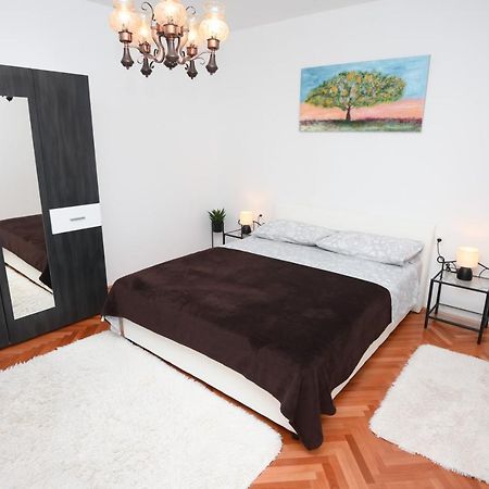 Apartments Lidija - Sea View Apartment With Exclusive Right Of Using Hot Tub Or Split Level Apartment With Exclusive Right Of Using Pool Podstrana Ngoại thất bức ảnh