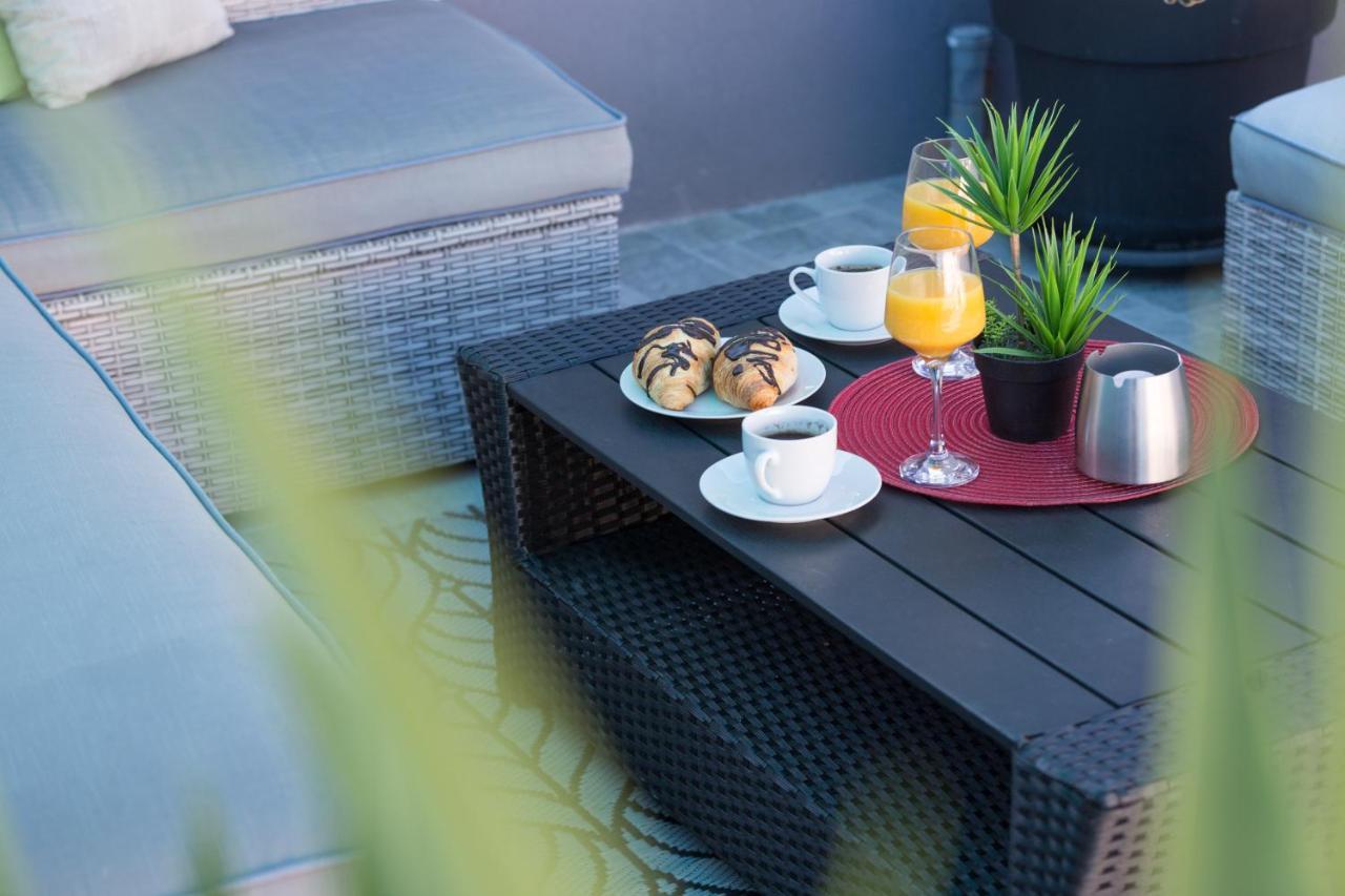 Apartments Lidija - Sea View Apartment With Exclusive Right Of Using Hot Tub Or Split Level Apartment With Exclusive Right Of Using Pool Podstrana Ngoại thất bức ảnh