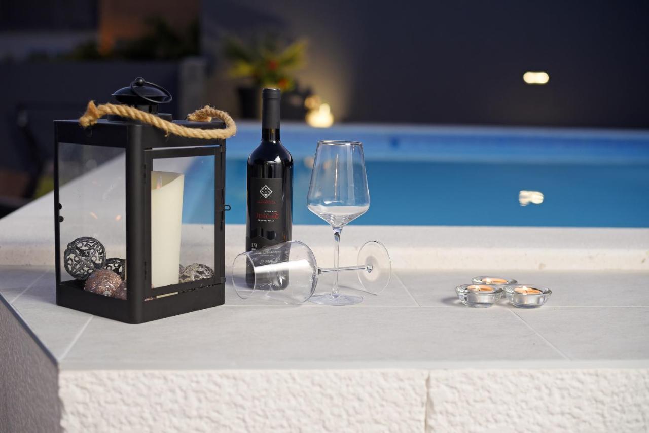 Apartments Lidija - Sea View Apartment With Exclusive Right Of Using Hot Tub Or Split Level Apartment With Exclusive Right Of Using Pool Podstrana Ngoại thất bức ảnh