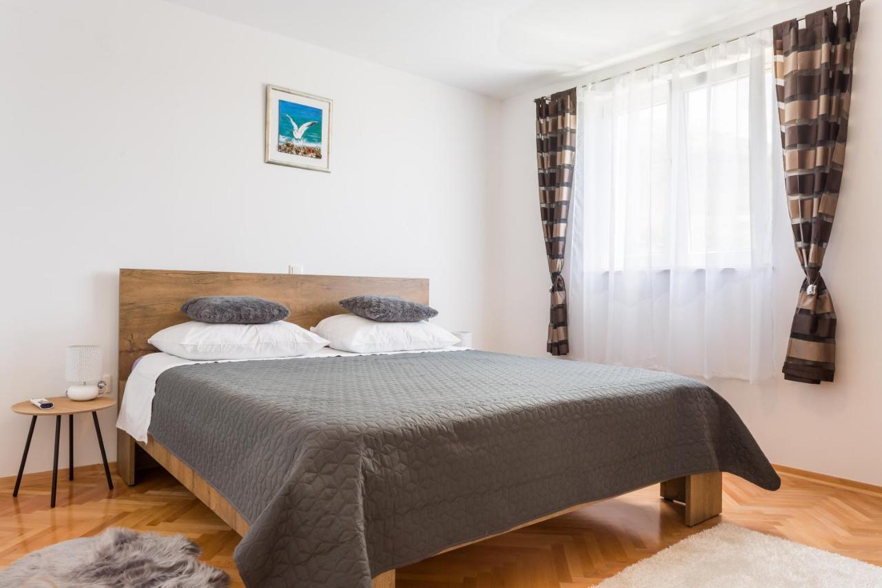 Apartments Lidija - Sea View Apartment With Exclusive Right Of Using Hot Tub Or Split Level Apartment With Exclusive Right Of Using Pool Podstrana Ngoại thất bức ảnh